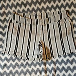 Old Navy Striped shorts Nwot